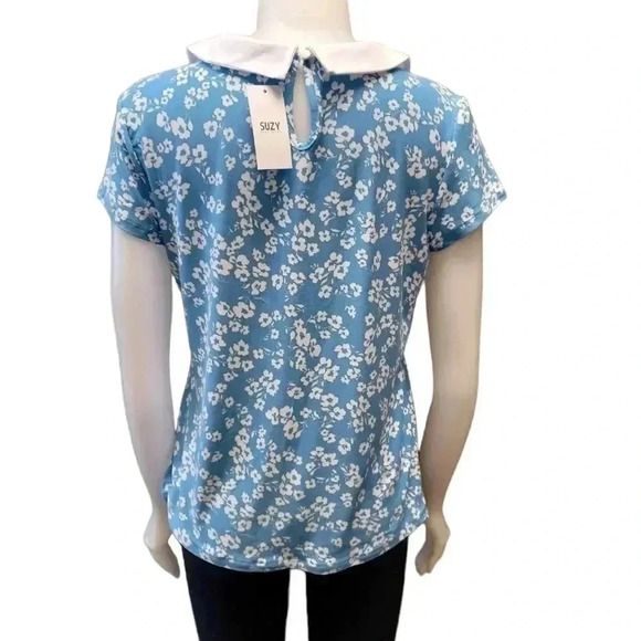 Suzy Shier Blue  Floral Short Sleeve Top Size Medium - Picture 2 of 7